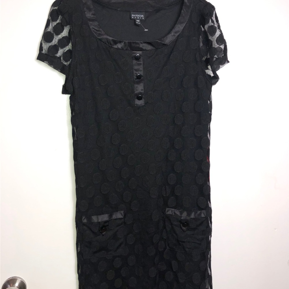 EN FOCUS Evening Lace Dress. Size 14W